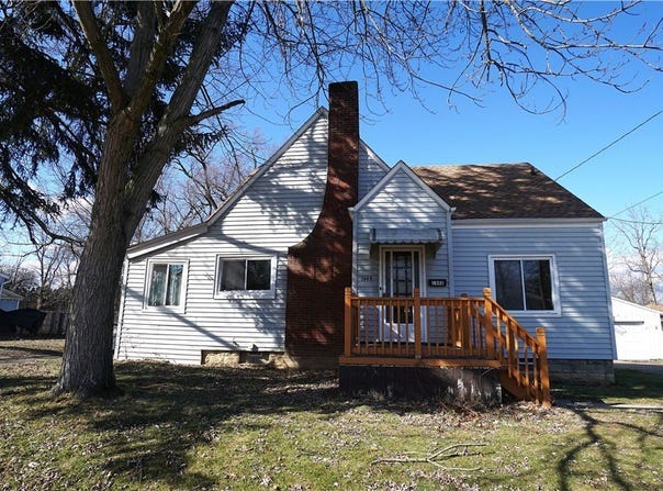 1448 Creighton Avenue, Akron, OH 44310