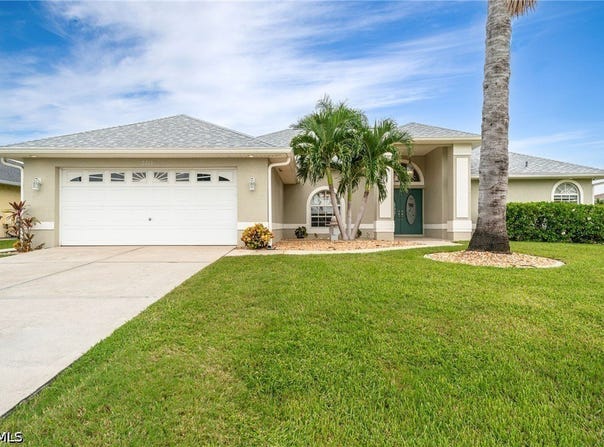 2213 SE 16th Street, Cape Coral, FL 33990