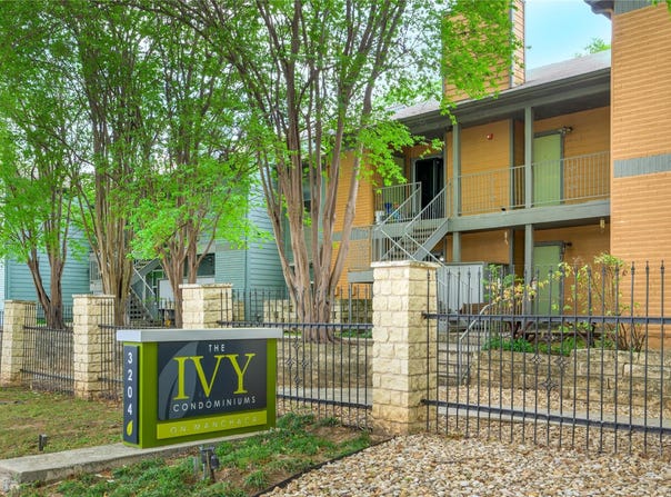 3204 Menchaca Rd, Austin, TX 78704