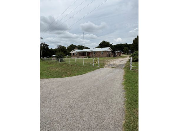 7342 Fm 1810, Chico, TX 76431