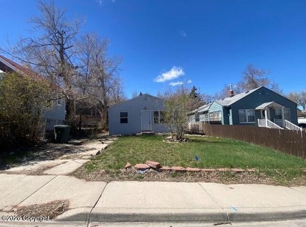 706 S Gillette Ave, Gillette, WY 82716