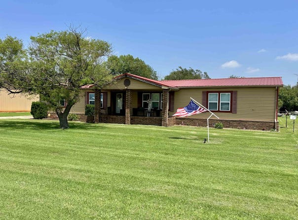 311 Main St, Kremlin, OK 73753