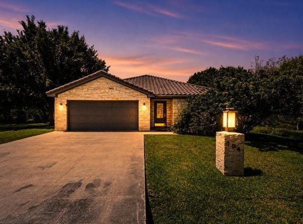 104 Springfield, Horseshoe Bay, TX 78657