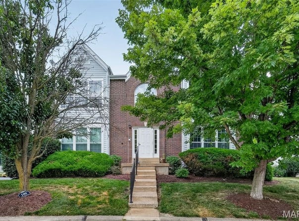 101 Timber Creek Drive, O'Fallon, MO 63368
