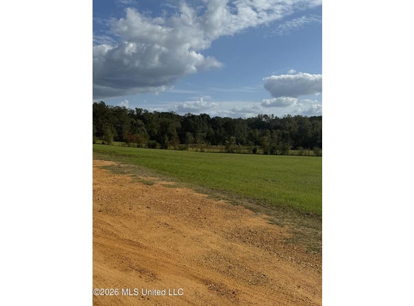 Twin Oak lot: 9, McComb, MS 39648