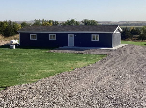 5 Lakeshore E, Lewellen, NE 69147