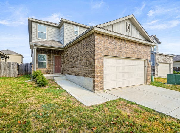13015 Lineberry Ln, St Hedwig, TX 78152
