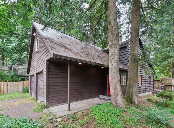 70548 E MOUNTAIN Dr, Rhododendron, OR 97049