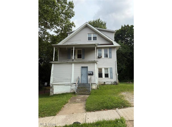 1010 5th Avenue, Akron, OH 44306