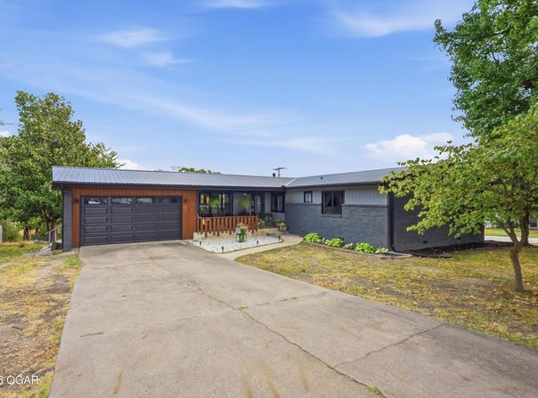 815 Spencer Drive, Neosho, MO 64850