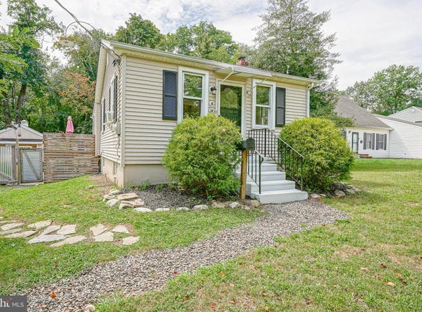 538 ALEXANDER Avenue, MAPLE SHADE, NJ 08052