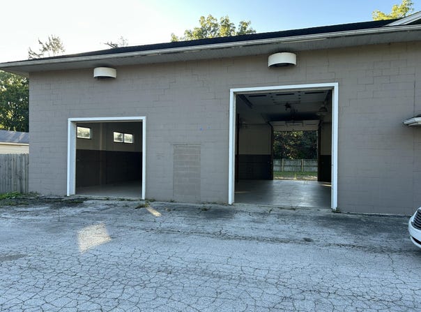 3988 N Dixie Highway, Monroe, MI 48162
