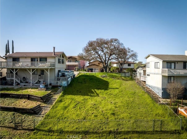 5042 Meadow Lark Lane, Paso Robles, CA 93446