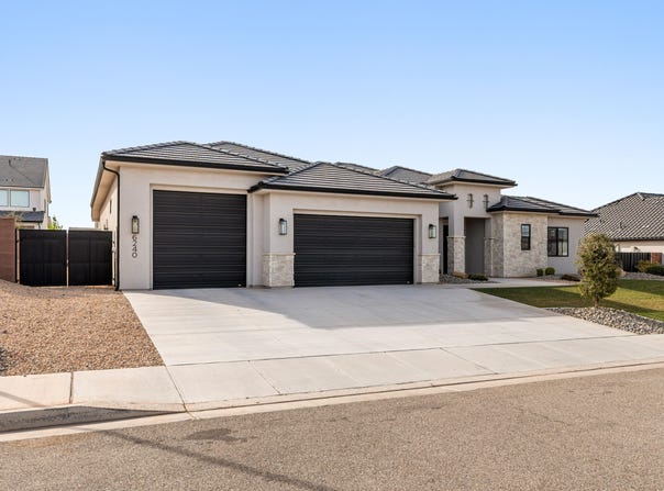 6240 S Sonic Dr, St George, UT 84790