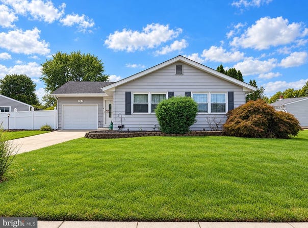 111 GLENBROOK Drive, MOUNT LAUREL, NJ 08054