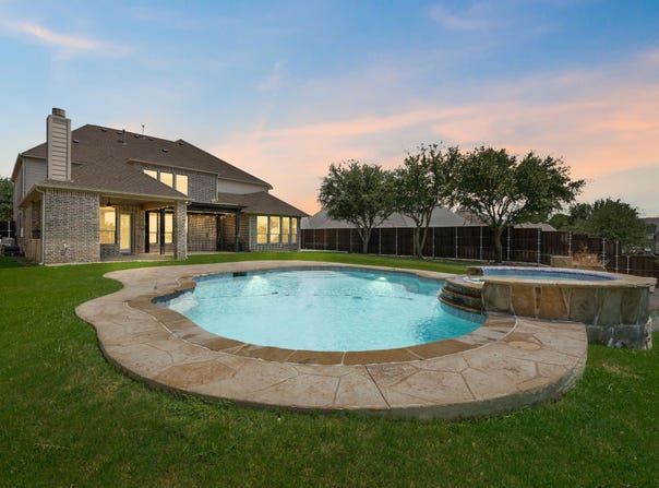941 Jessica Lane, Prosper, TX 75078