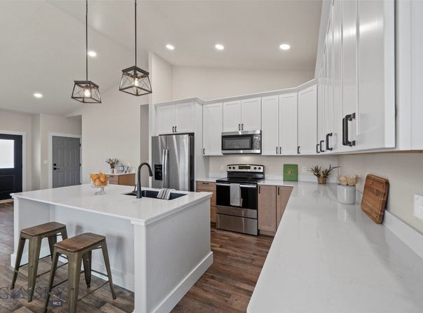 1743 Stuart Avenue, Butte, MT 59701