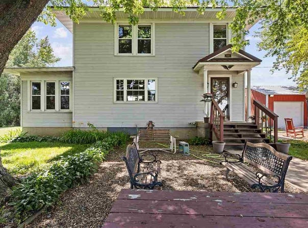 1105 Highway 38, Tipton, IA 52772