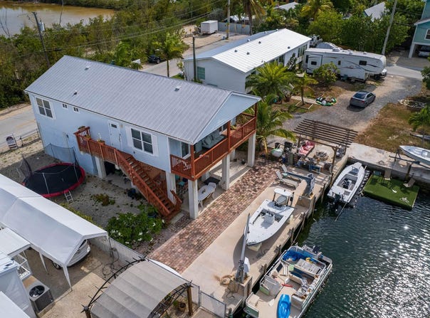 25 Puerta Drive, Big Coppitt, FL 33040