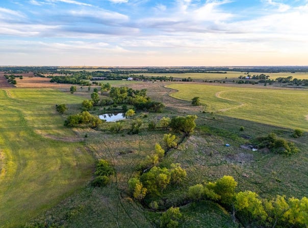 SE 30 Rd, Bluff City, KS 67018
