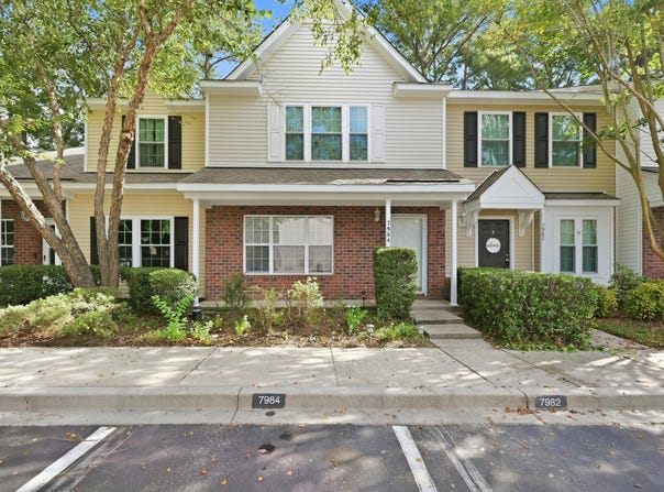 7984 Shadow Oak Drive, North Charleston, SC 29406
