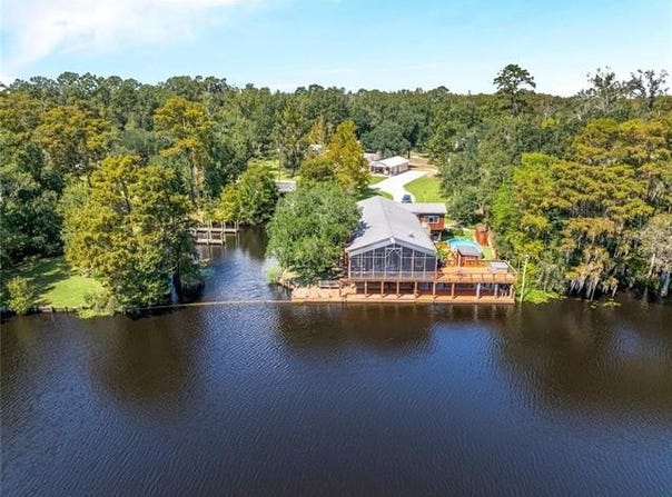 16704 MEISNER Road, Springfield, LA 70462