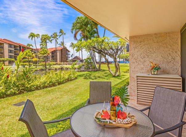 3543 Lower Honoapiilani Rd, Lahaina, HI 96761