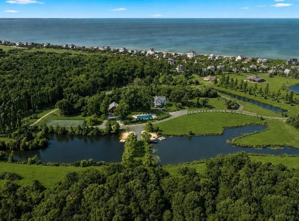 46 Roos Road, East Sandwich, MA 02537