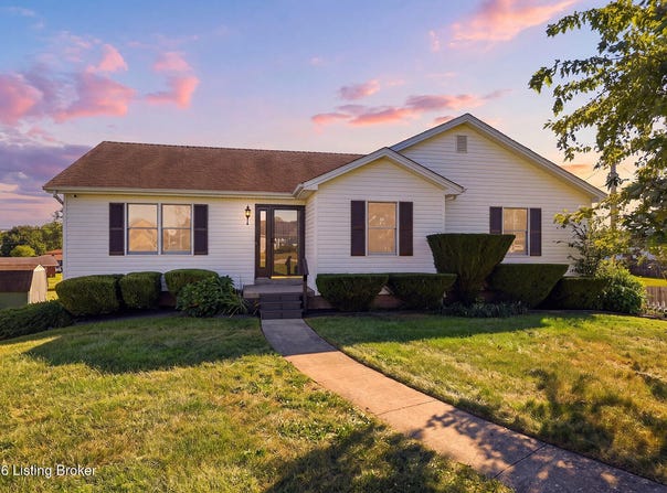 1039 Indian Trail, Lawrenceburg, KY 40342