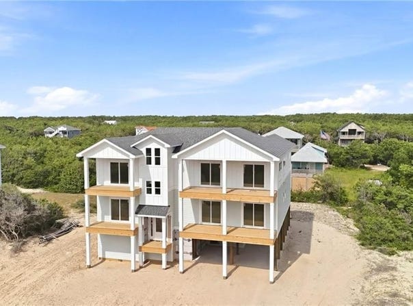 2284 Sandfiddler Road, Corolla, NC 27927