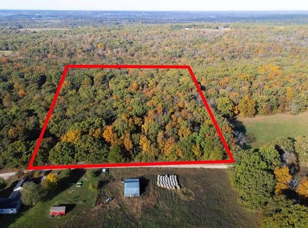 S 2125 Road, Stockton, MO 65785