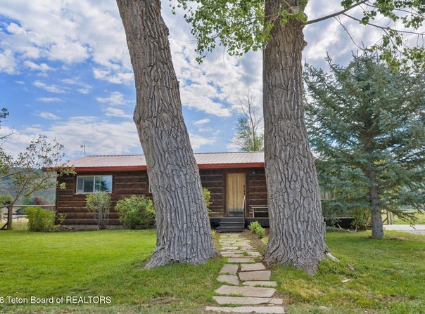 8025 BASELINE ROAD, Victor, ID 83455