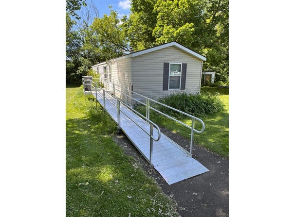 502 3rd Street NE, Milaca, MN 55051