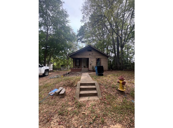 1208 Morrison Street, Marshall, TX 75670