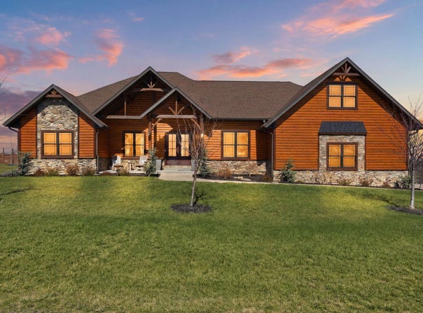 815 Forest View, Saddlebrooke, MO 65630
