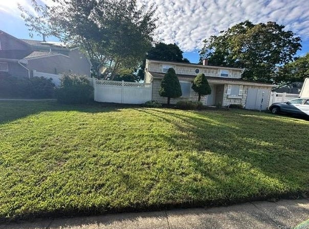 28 Continental Drive, Centereach, NY 11720