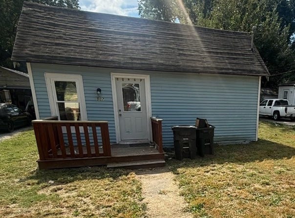507 W Baird Street, Carbondale, IL 62901