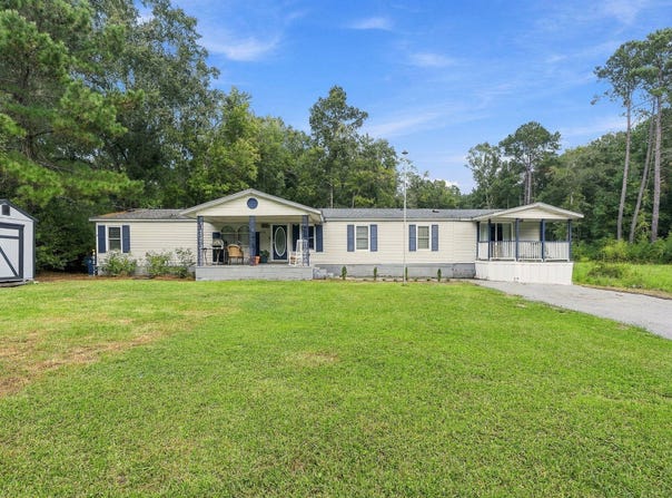 6156 Brown Way, Ravenel, SC 29470