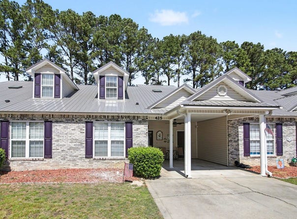 425 Colonial Trace Dr., Longs, SC 29568