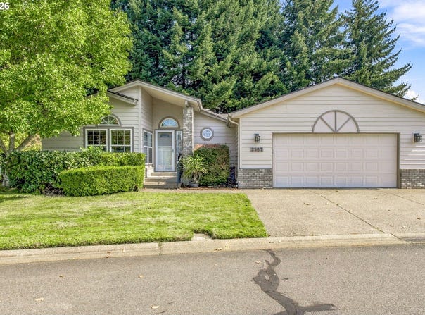 2587 NORTHAMPTON, Eugene, OR 97404