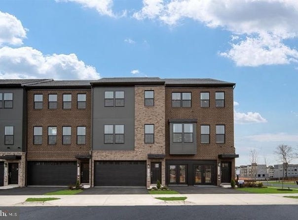 11324 HYPATIA Loop, MANASSAS, VA 20109