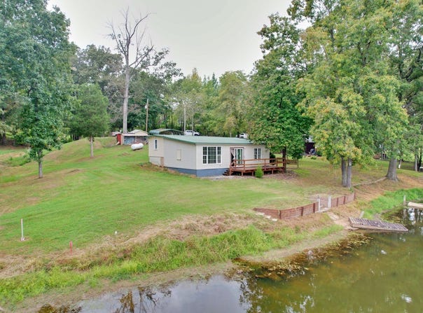 4151 Mann Lake Road, Metropolis, IL 62960