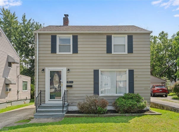 19316 Milan Drive, Maple Heights, OH 44137