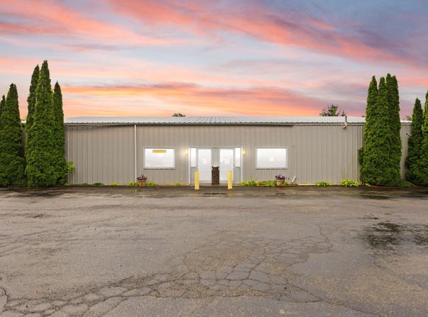 2367 U.S. 127 Business, Jamestown, KY 42629