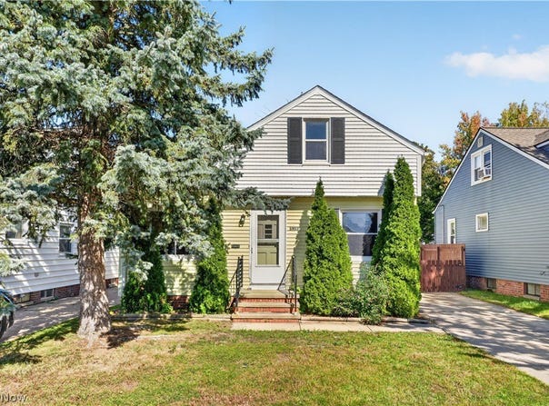 5902 Morningside Drive, Parma, OH 44129