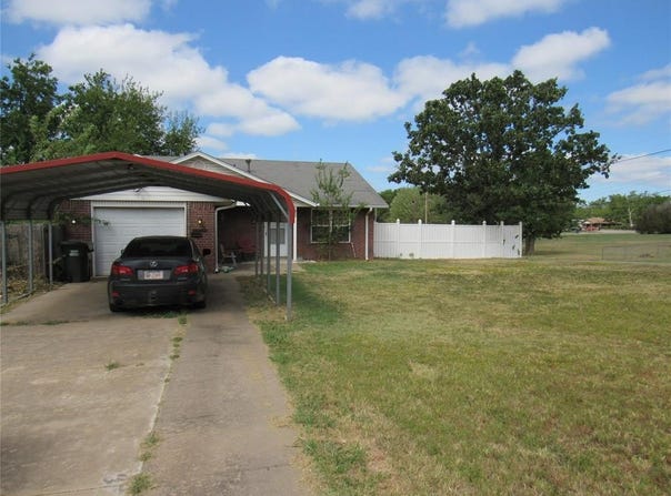 602 S 4th Street, Tecumseh, OK 74873