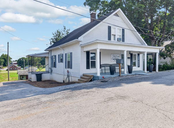111 Maple Street, Albany, KY 42602