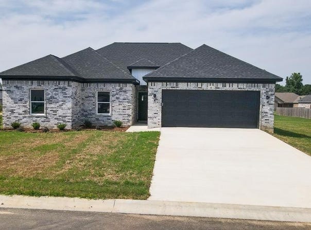 38 Wedgewood, Greenbrier, AR 72058