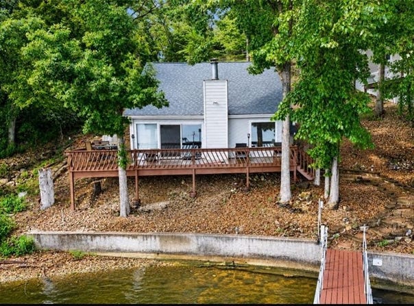 1563 Spring Valley Road, Osage Beach, MO 65065