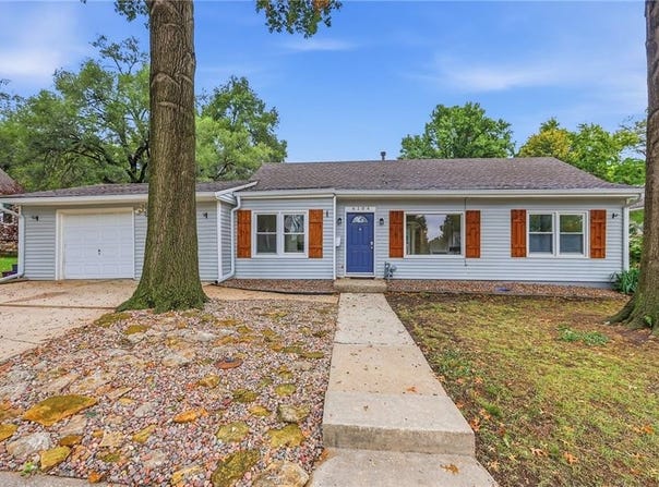 6104 W 53rd Terrace, Mission, KS 66204
